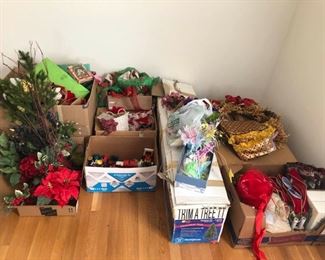 Mystery Lot Holiday Decorations https://ctbids.com/#!/description/share/317459