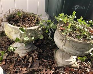Cement Urns https://ctbids.com/#!/description/share/317472