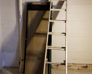 Metal Ladder & 2 Garden Privacy Screens https://ctbids.com/#!/description/share/317457