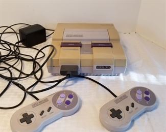 Vintage Super Nintendo Entertainment System https://ctbids.com/#!/description/share/317443