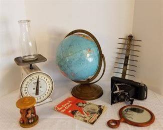 Vintage Globe, Kodak Camera, Kitchen Scale https://ctbids.com/#!/description/share/317431