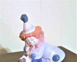 Pierrot with puppy (box available)
