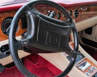 BENTLEY DASH AND STEERING WHEEL