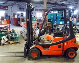 Linde/Baker LP-Powered Forklift, Model #H18CT, 3,910 Hours On Gauge