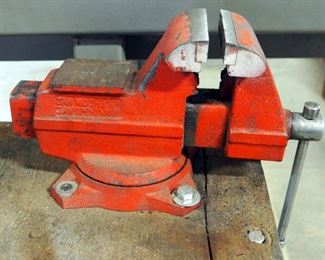 Wilton 3.5" Bench Vise & Custom Built Rolling Workbench, 35" x 60" x 22"