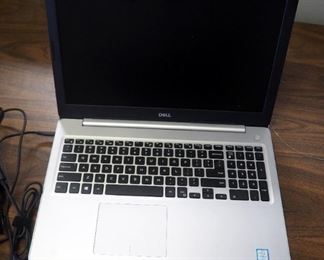 Dell Inspiron Laptop, Model P75F, 16" Screen, Disc Drive