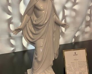 001 Lladro Christus, The Savior