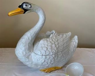 004 Goose Soup Tureen