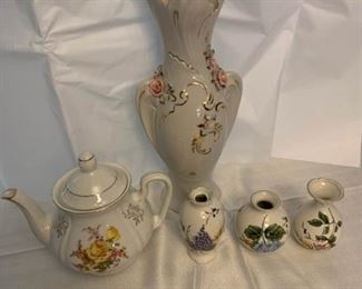 Pretty Floral Vases and Tea Pot