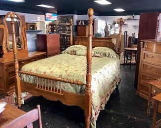 PULASKI FURNITURE CORP., Solid Oak Queen Poster Bed, 6-Drawer High Boy Chest w/bowed top drawer & mirror, 7-Drawer bowed front Dresser w/Mirror, 2 bowed front night stands  