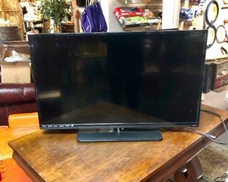 VIZIO Flat Screen TV (not a "smart" tv)