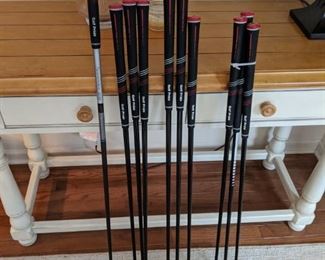 $50  Titleist golf clubs