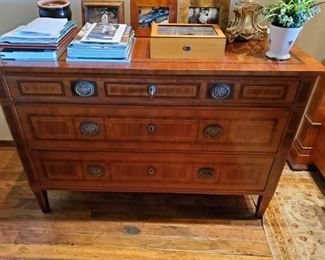Ebanista 3-Drawer Custom Crafted Wood Chest