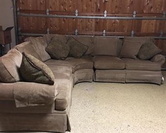 Henrendon Sectional Sofa
