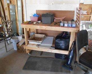 WORKBENCH ON WHEELS