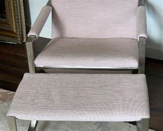 1 West Elm Bower Lounge Chair w/ Ottoman #1 20775475wer 4990805	Chair: 33x28x33in. Ottoman: 15x28x16in HxWxD
