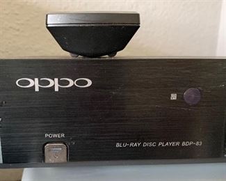 Oppo BDP-83 Blu-Ray DVD/SACD/CD Player		
