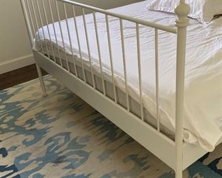 Queen Iron Framed Bed Frame Frame Only	57x62x82in	HxWxD