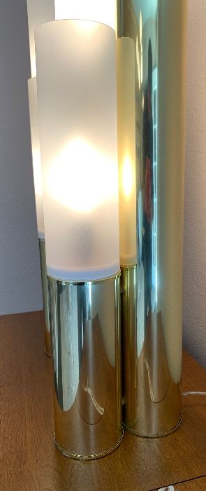 3-Tier Gold Chrome Tubular Pipe Lamp #1	40x8x9in	HxWxD
3-Tier Gold Chrome Tubular Pipe Lamp #2	40x8x9in	HxWxD