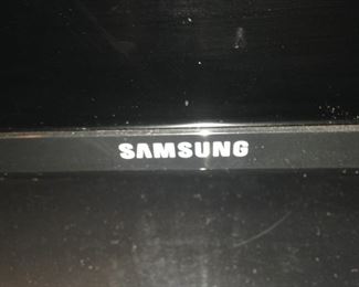 Flat screen Samsung TV