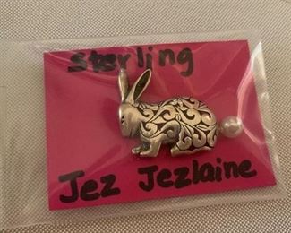 Sterling silver rabbit brooch by Jez Jezlaine 