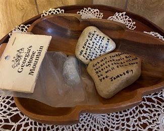 Wooden Monkey Pod Dish, Rocks with Quotes, Doilies