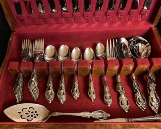 Rogers Brothers Flatware Set with Chest