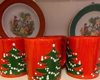 Christmas Coffee Cups, Collectible Decorative Plates
