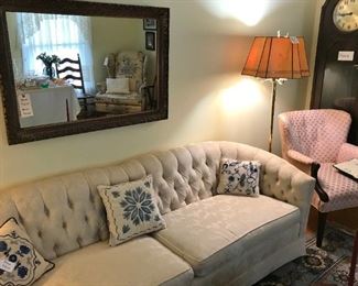 White Tufted Traditional Sofa