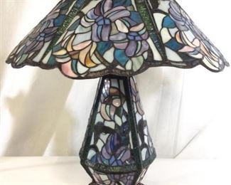 Tiffany Style stained Glass Lamp
