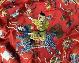 Vintage Chinese Embroidered Silk Centerpiece
