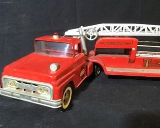 Collectible TONKA Hydrolic Fire Truck Toy
