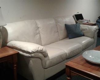 Leather couch Italsofa-lovely condition