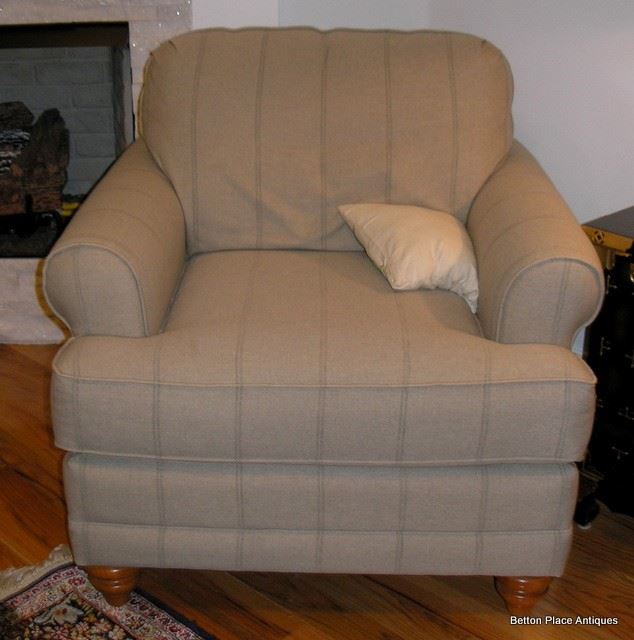 Bassett Furniture Armchair