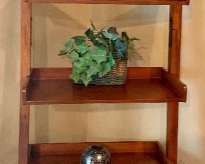 Tier plant shelf. 