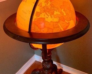 Illuminated floor globe, nice statement piece! 