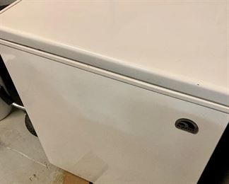 Nice low freezer chest. 
