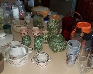 Collection of Hen workshops. 