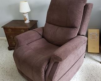 Lift/recliner chair