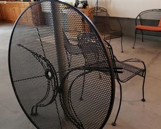 Patio table and 4 chairs, settee, 2 end tables