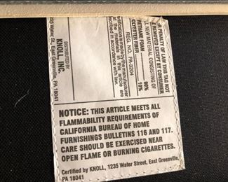 Knoll Barcelona Couch in Creme.. Designed by Ludwig Mies van der Rohe, produced by Knoll®