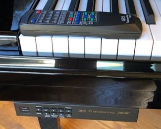 Pearl River Baby Grand Piano in Ebony Black with Bluetooth by QRS & Pianostream App Play feature. 