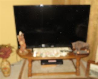 Flat Screen TV - Coffee Table