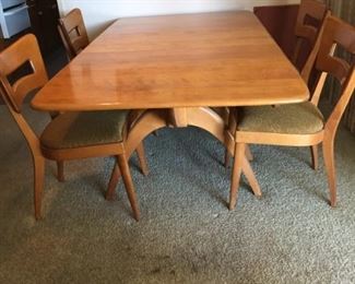Wishbone Heywood Wakefield table with 4 dog biscuit chairs.