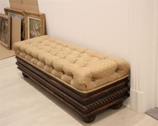 Lift top storage bench