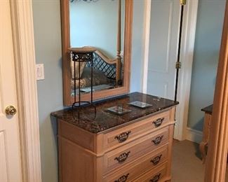 Iron and light Wood bedroom Set, in Mint Condition