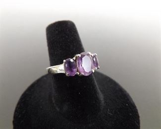 .925 Sterling Silver Oval Cut Amethyst Ring Size 7
