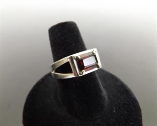 .925 Sterling Silver Emerald Cut Garnet Ring Size 7
