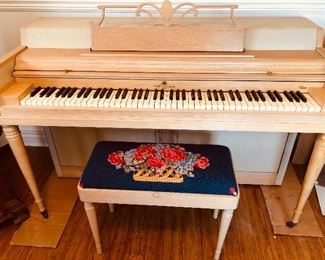 Wurlitzer Piano
