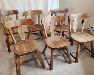 Old Hickory Furniture Co. Wooden Chairs https://ctbids.com/#!/description/share/319662
